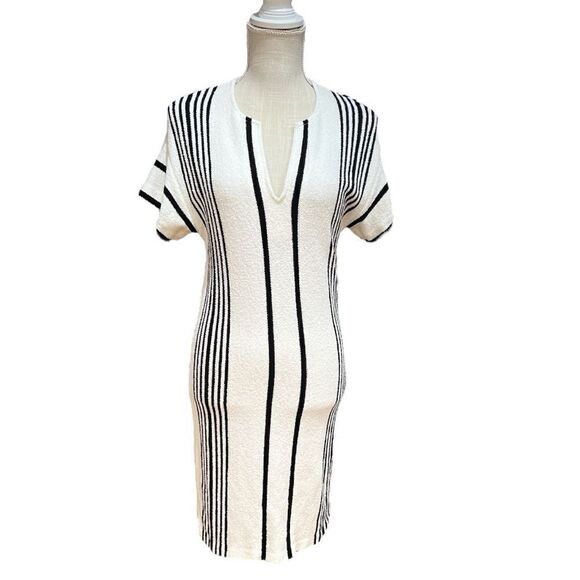 St. John Summer Knitted Stripped Sheath Dress Sz P Retail $998 - Picture 1 of 7
